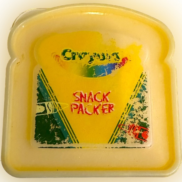 2010 CRAYOLA SANDWICH CONTAINER SNACK PACKER LUNCH BREAD SAVER FRESH YELLOW WHIT - Picture 1 of 6